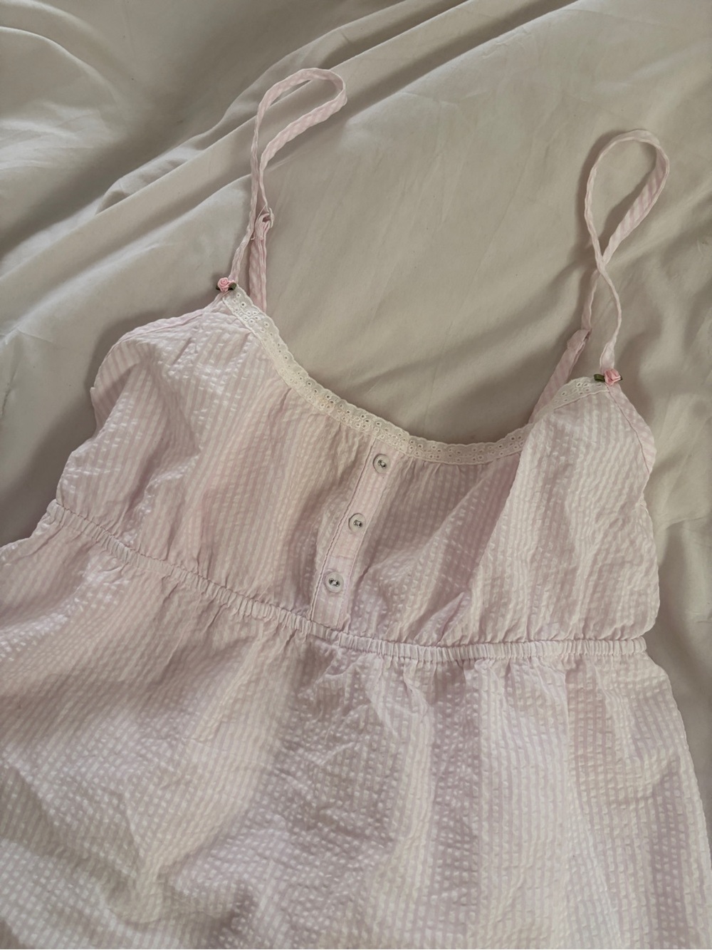 Aeropostale Pink tank with Lace Trim